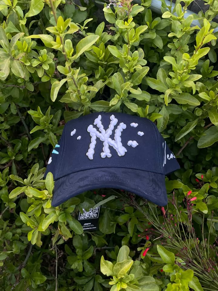 31 Hats NY aniversario